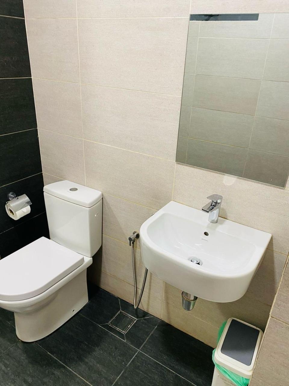 Izz'Man Homestay Level 33 Troika Kota Bharu Eksteriør bilde